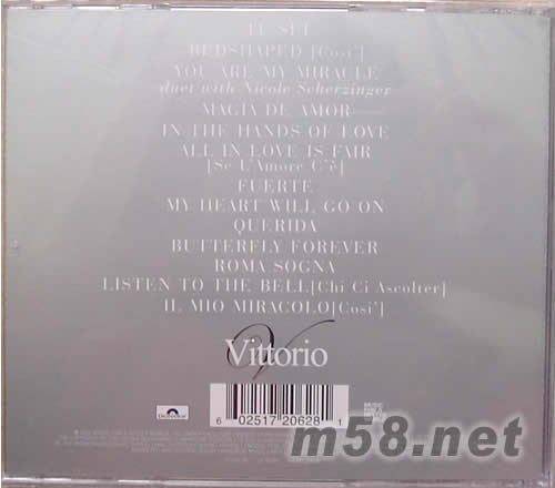 IN THE HANDS OF LOVE專輯背面圖片