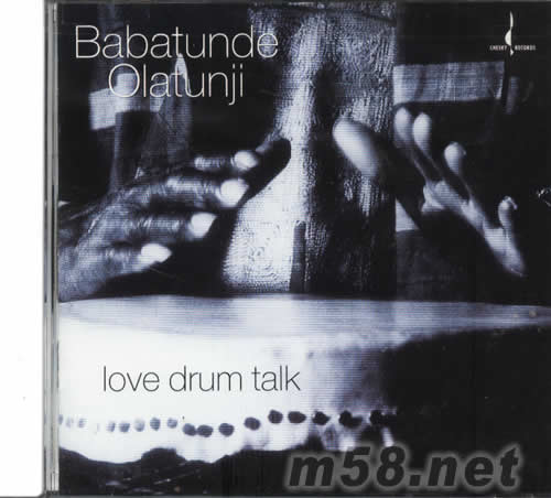 Love Drum Talk專輯背面圖片