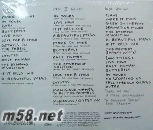 活出自我LIMITED EDITION We sing We dance We steal Thing 2CD+DVD專輯背面圖片