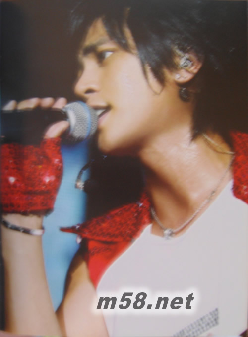 殘酷舞臺演唱會SHOW 精美寫真集寫真內(nèi)面圖片