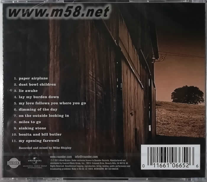 Paper Airplane 歐版專輯背面圖片