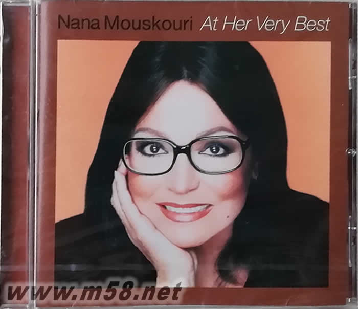 AT HER VERY BEST 娜娜跨世精選專輯正面圖片