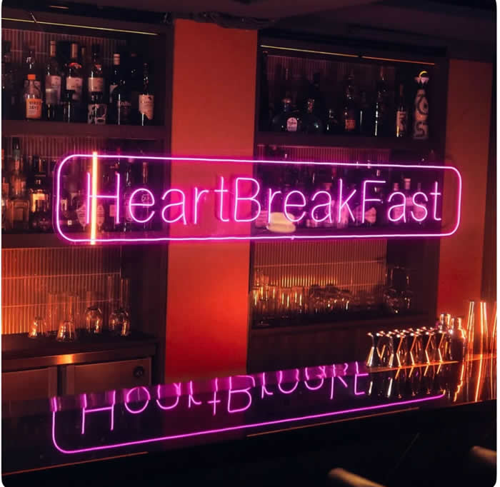 傷心早餐店HeartBreakfast(臺版如夢精裝版)專輯臨時圖片